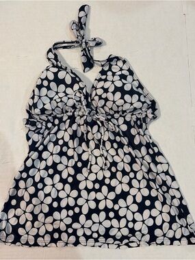 Octopus Black and White Floral Halter Tankini Top